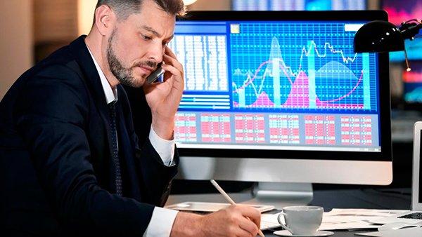 Signum Trades Nosotros